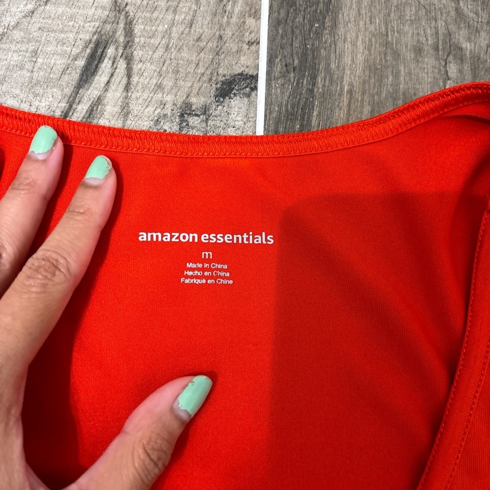 Amazon Essentials bright red athletic tank top - Picture 2 of 4